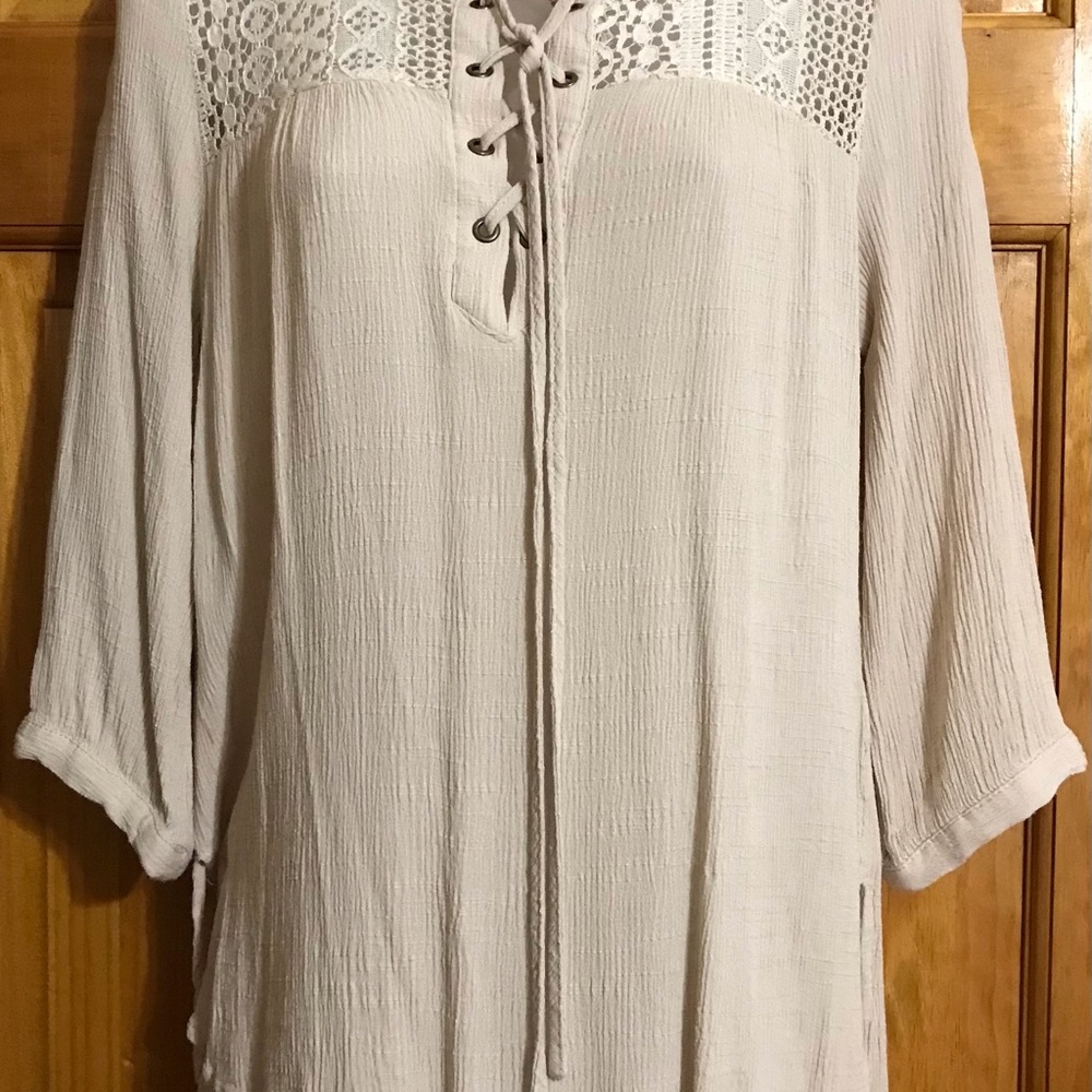 Umgee Beige Blouse Size Small 4 - 6 
60% Cotton - Picture 13 of 13